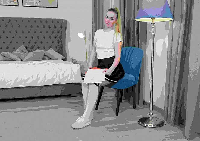 Bad grade gives blonde a bright orgasm